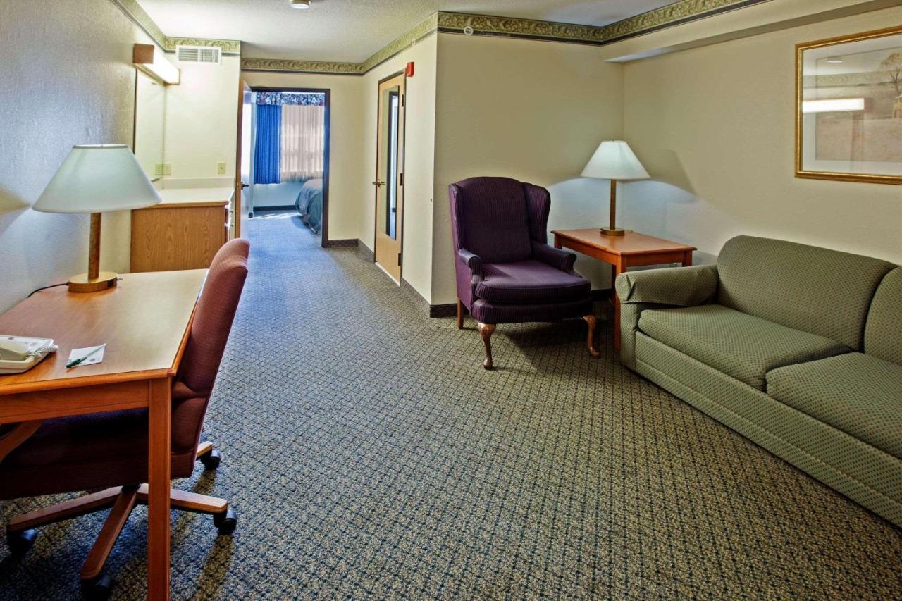 Country Inn & Suites By Radisson, Lansing, Mi Dış mekan fotoğraf