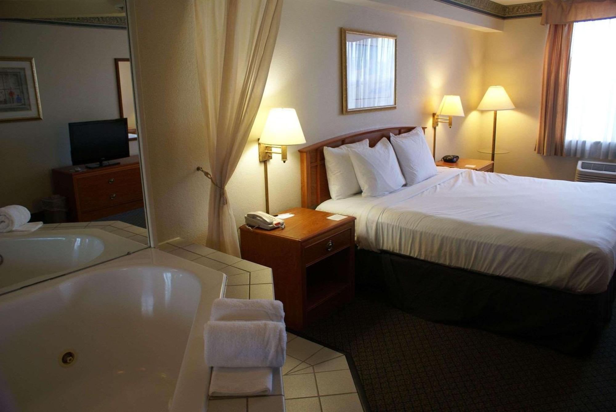 Country Inn & Suites By Radisson, Lansing, Mi Dış mekan fotoğraf
