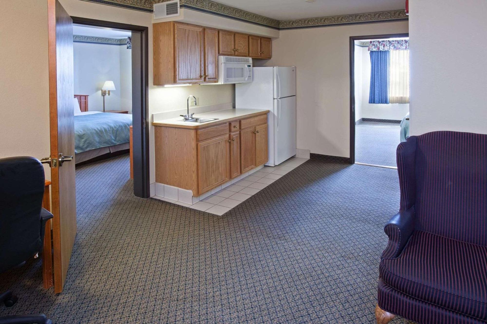 Country Inn & Suites By Radisson, Lansing, Mi Oda fotoğraf